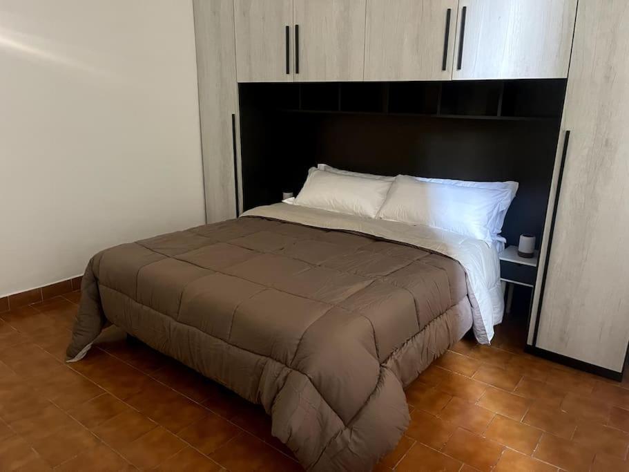 Ridi Che Ti Passa In Vico Lavagna Apartamento Génova Exterior foto